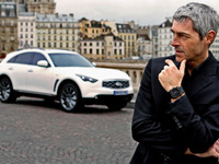 インフィニティ、ベル＆ロスとタイアップ…限定100個の腕時計 画像