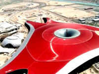 ［動画］フェラーリのテーマパークをご案内 画像