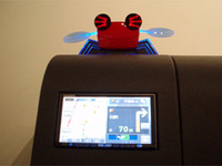 ナビゲーションロボットを開発 パイオニアと川崎の中小企業 画像