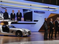 FIA、セーフティーカーのルール変更へ 画像