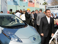 日産 ゴーン社長「リーフは大ヒットとなりそうだ」 画像