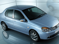 タタ、インド市場最高燃費のセダン発売 画像