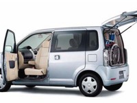 三菱、リフォームした福祉車輛を販売 画像