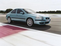 ボルボ伝統のRシリーズが復活、S60とV70に 画像