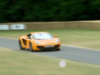 ［動画］ハミルトンとバトン、マクラーレンの新型スーパーカーで激走 画像