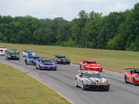 ダッジ バイパー、ワンメークレース開幕…生産台数倍増の人気 画像