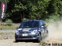 哀川翔、全日本ラリー 第5戦でリタイア 画像