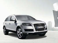 アウディ Q7、新3.0リットルエンジンと8速AT搭載で燃費向上 画像