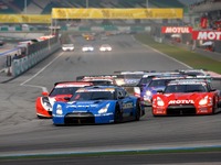 SUPER GT 第5戦をパブリックビューイング 画像