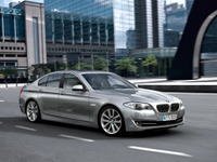 BMW 523i を追加、燃料消費率を30％アップ 画像
