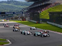 【Fニッポン 第3戦】イベント報告---2万5900人でにぎわう 画像