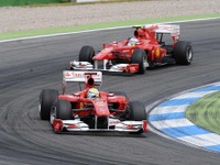 エクレストン発言「チームオーダーは問題なし」 画像