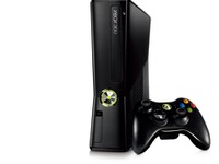 Xbox 360 新型を発売へ、現行据え置き型ゲーム機で最安値に 画像