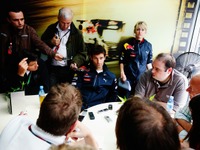 ウェバーはベッテルのサポートを期待 画像