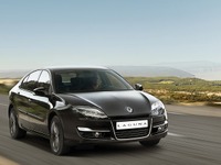 【パリモーターショー10】ルノー ラグナ が進化…顔が変わった 画像