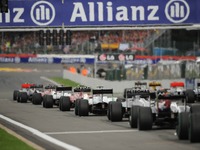 FIA、13番目チームは「なし」 画像