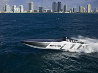 ［写真蔵］メルセデスAMGのパワーボート、最高速210km/h 画像