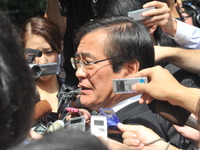 鉢呂新国対委員長「透明性のある中で議論する」 画像