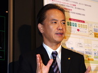 トヨタ友山常務役員、スマートセンターで「CO2は75%減めざす」 画像