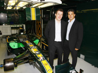 デュポン、ロータスレーシングF1チームの公式サプライヤーに 画像