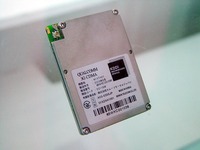 【ワイヤレスジャパン】CDMA2000 1X対応モジュールは薄く小さく 画像
