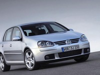 VW、第5世代となる新型『ゴルフ』の写真を発表 画像