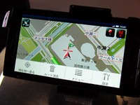 【CEATEC 10】既存のナビ市場に影響を与えることはない 画像