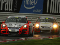 ポルシェ カレラカップ ジャパン 第10戦…波乱のF1ラウンドはまさかの結末 画像