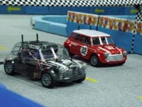東京〜ソウル、インターネット遠隔操作のラジコンカーレース 画像