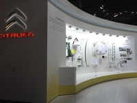 【パリモーターショー10】シトロエン ラコステ 詳細写真…レジャービークル 画像