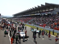 ドライバーやレースクイーンと“ふれあう”…フジスプリントカップ 画像