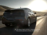 PHV ボルト、初CMを公開…日産 リーフ に挑戦状？［動画］ 画像