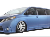 【SEMA10】トヨタのミニバン、全長6.2ｍのリムジンに変身 画像