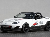 【SEMA10】マツダ ロードスター にレース専用モデル 画像