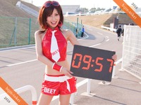 『サーキット時計』鈴鹿8耐レースクイーンが登場!! 画像