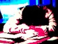 親の負担重く 仕送り年平均102万円で前年比プラス 画像