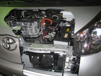トヨタ、12年末までにEV1車種・HV11車種を投入…コンパクトHVは40km/リットル 画像