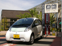 EV急速充電器、同一敷地内での複数需給契約に向け規制見直しへ…規制仕分け 画像