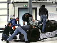BMWのPHVスーパーカー…開発エンジニアの情熱［動画］ 画像