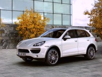 ポルシェの小型SUV、車名は ケイジャン に正式決定 画像