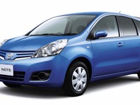 日産 ノート 一部改良…ECOモード機能を装備 画像