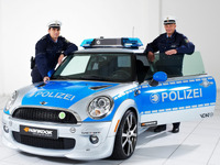 【エッセンモーターショー10】MINIのポリスカーはEV 画像
