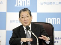 「過去に執着せずチャレンジ」自工会志賀会長---2011年展望 画像