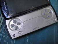 PSフォンの新たな写真、Xperiaのロゴも 画像