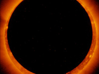 太陽観測衛星 ひので が見た金環日食 画像