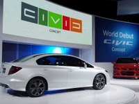 【デトロイトモーターショー11】ホンダ シビック 次期型、すべての人へ 画像