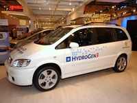 GMジャパン、燃料電池車を愛知県で展示　1月15日から 画像