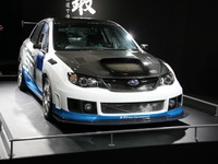 【東京オートサロン11】ニュル24時間の インプレッサ…4ドアはサーキット向き 画像