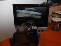 【東京オートサロン11】iRacingでプロドライバーとバトル! 画像