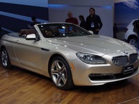 【デトロイトモーターショー11】BMW 650iコンバーチブル 詳細画像…やっぱりソフトトップ 画像